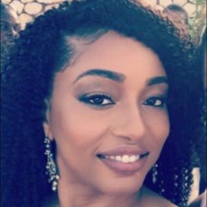 Meet your Posher, Peta-gaye